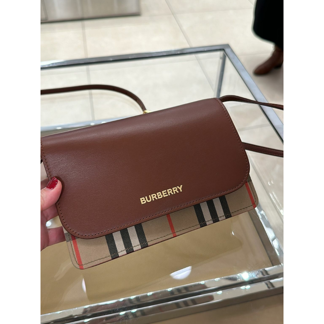 OTH-LLG0720-017 Burberry 啡色平面手袋(BVO) (A17)