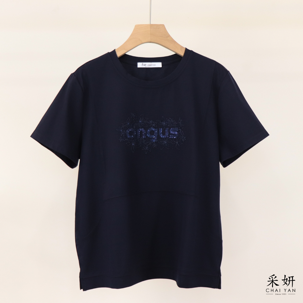 花朵字母縫線休閒短袖上衣