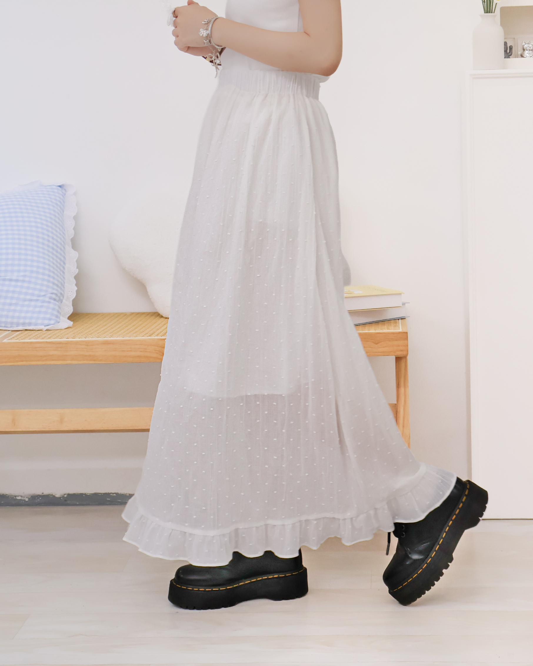 DotDot木耳邊輕薄長裙 · 1色入