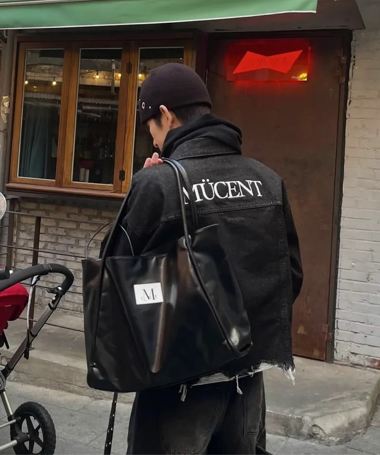 Mucent Griek Leather Shoulder Bag 經典 皮革感 大容量 托特包 兩色