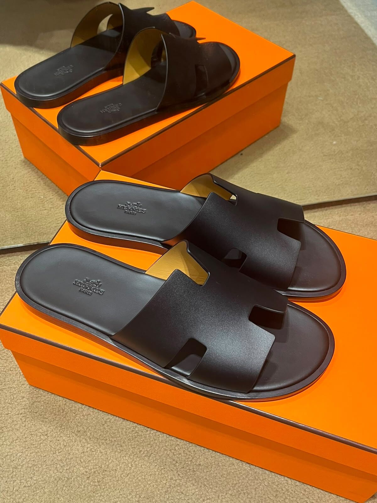 Izmir sandal noir epsom （可預訂鞋碼）