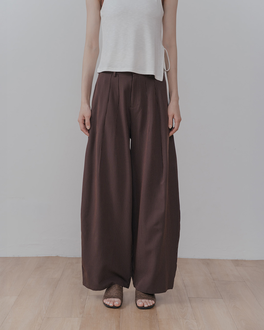 Striped pleated cocoon-shaped suit trousers - coffee style, S/M/L【04030533】in stock+pre-order