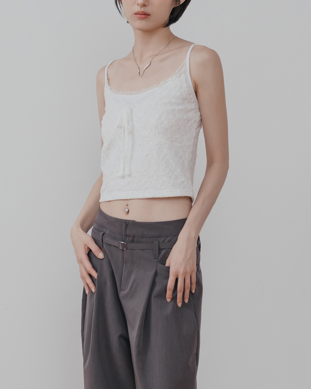 Lace-trimmed faux two-piece design thin-shouldered vest - white【01099888】in stock+pre-order