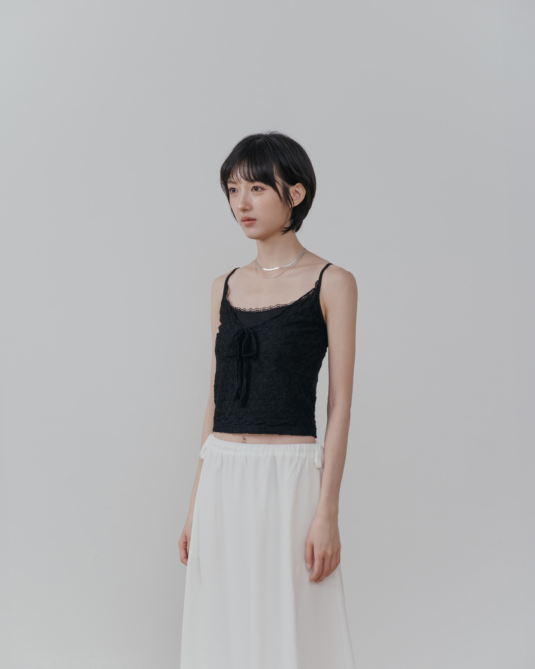 Lace-trimmed faux two-piece design spaghetti strap vest - black【01099887】in stock+pre-order