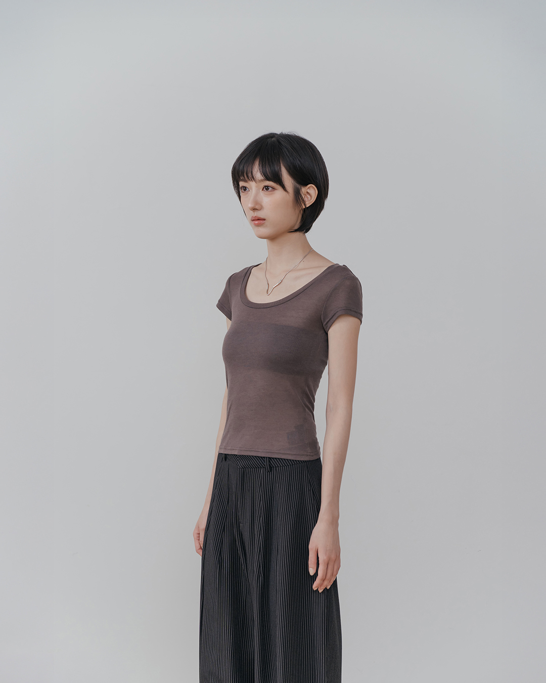 Simple plain U-neck sheer short-sleeved top - gray【01099656】in stock+pre-order