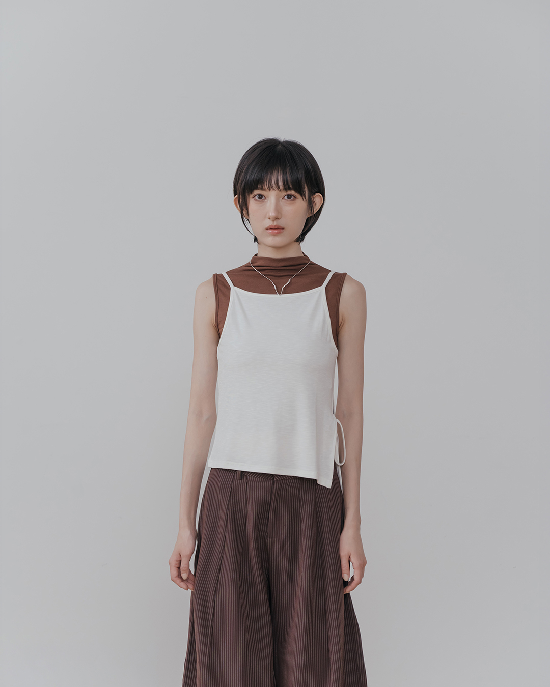 Side-slit strappy spaghetti strap tank top - white【01099576】in stock+pre-order