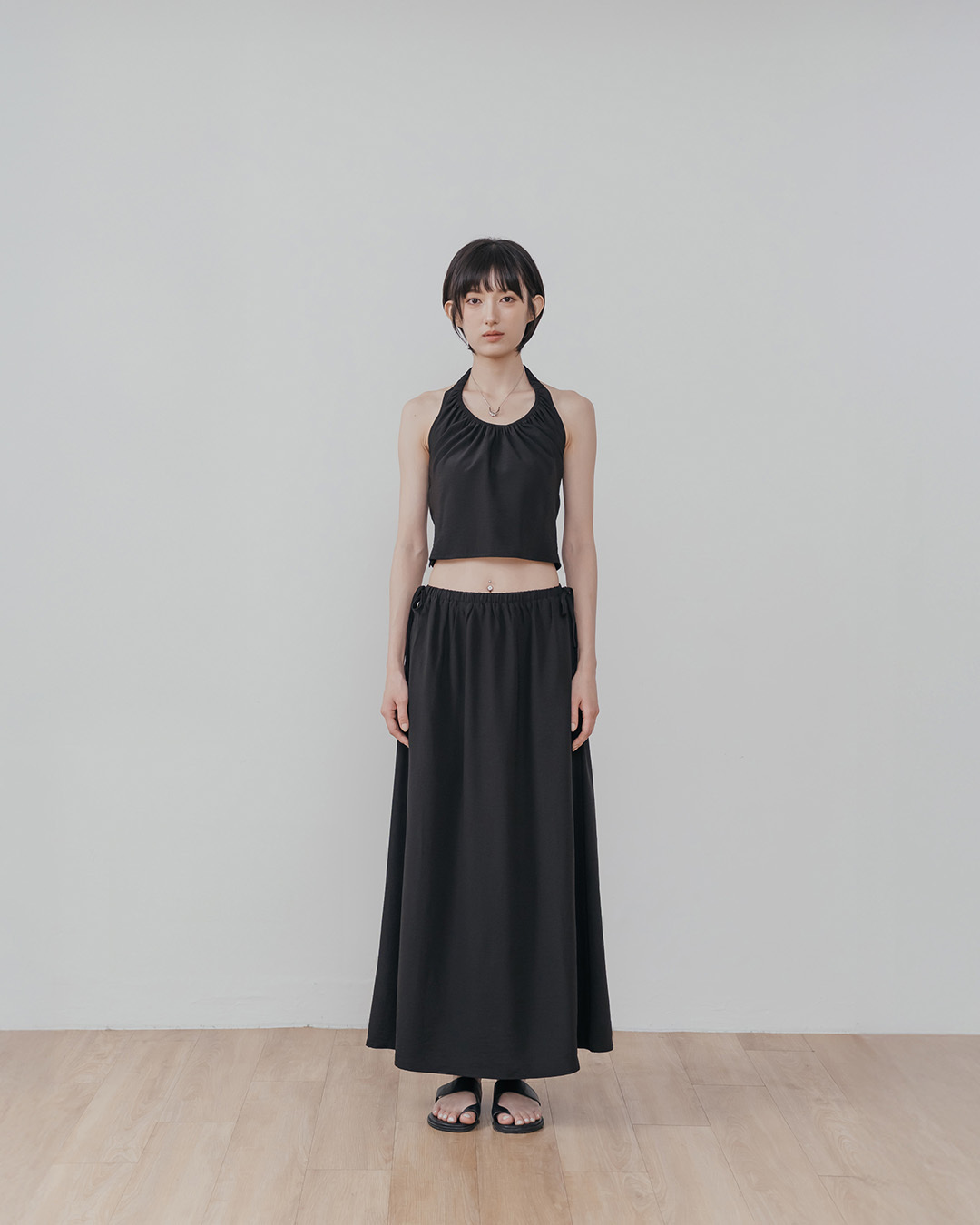 Glossy halter neck and off-shoulder vest dress set - Black S/M【01087298】in stock+pre-order