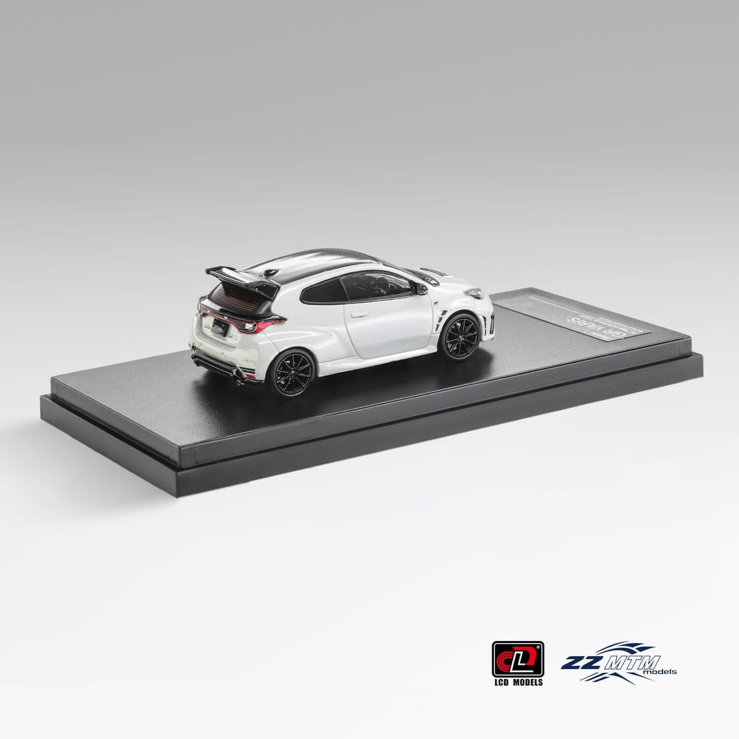 預訂:1/64 LCD Models Toyota GR Yaris Aero Performance Package 2025 with Rear Wing Pearl White (LCDZZ64001D02-PW)