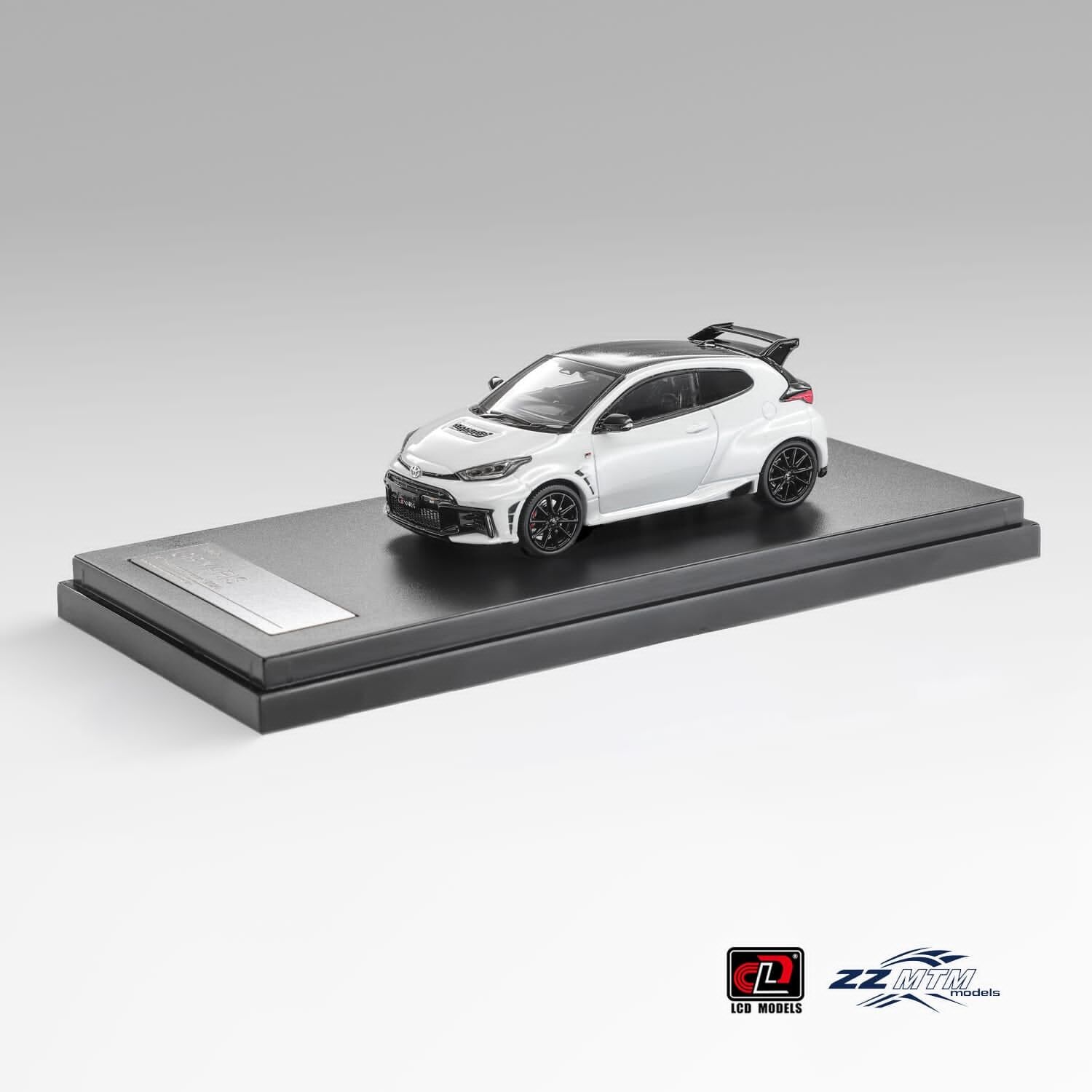 預訂:1/64 LCD Models Toyota GR Yaris Aero Performance Package 2025 with Rear Wing Pearl White (LCDZZ64001D02-PW)