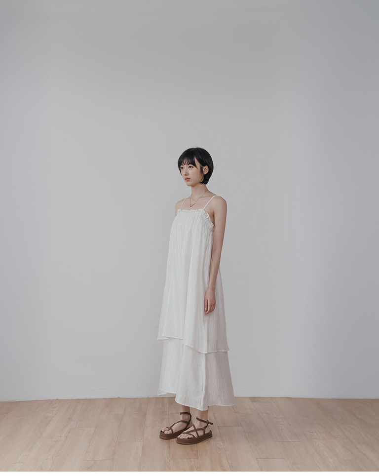 Glossy textured ruffled spaghetti strap long dress - white【01087281】in stock+pre-order