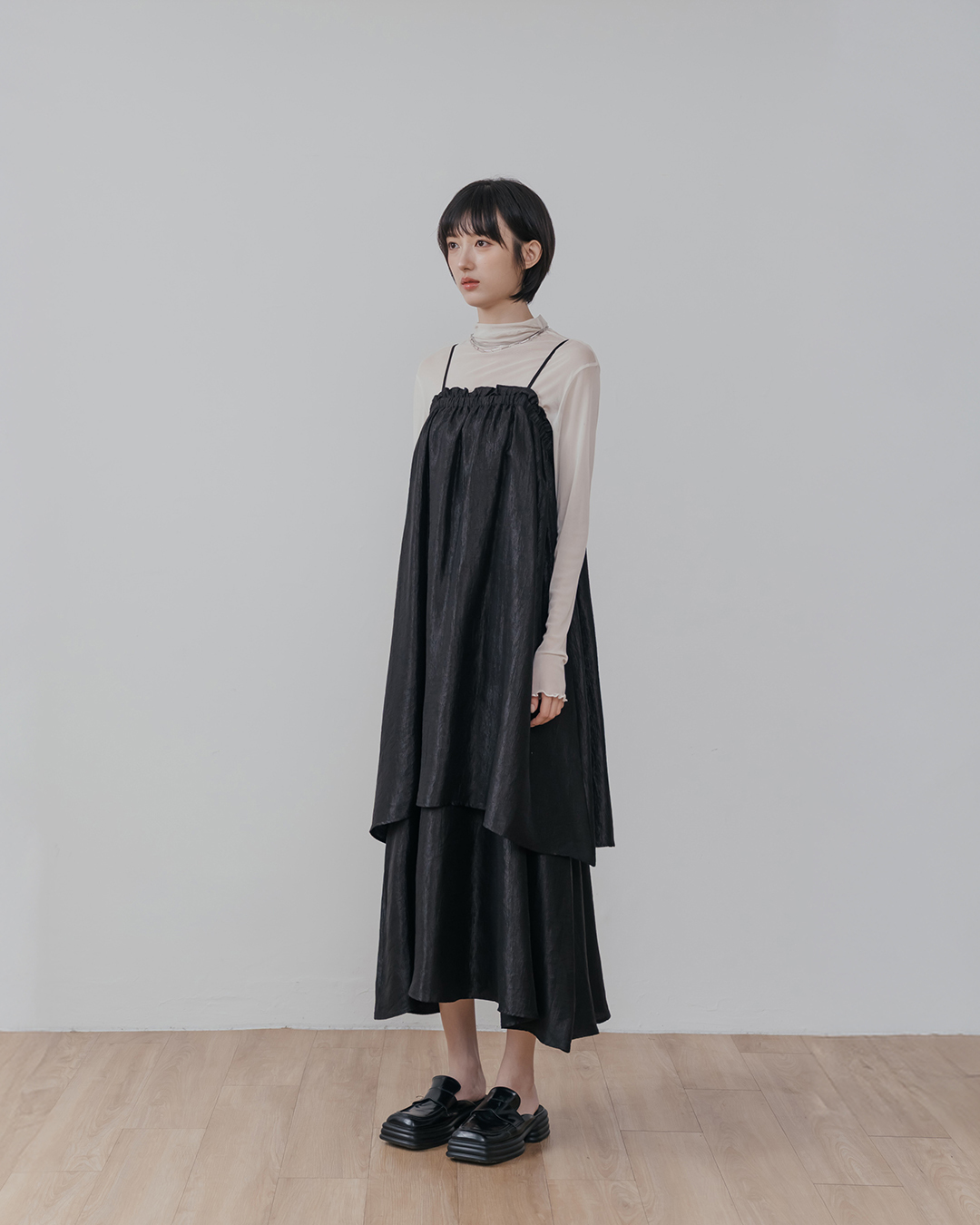 Glossy Textured Ruffled Shoulder Long Dress - Black【01087282】in stock+pre-order