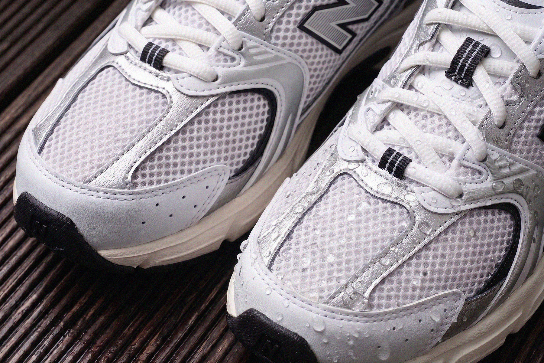 new balance 530 防御工事防水噴霧效果實測