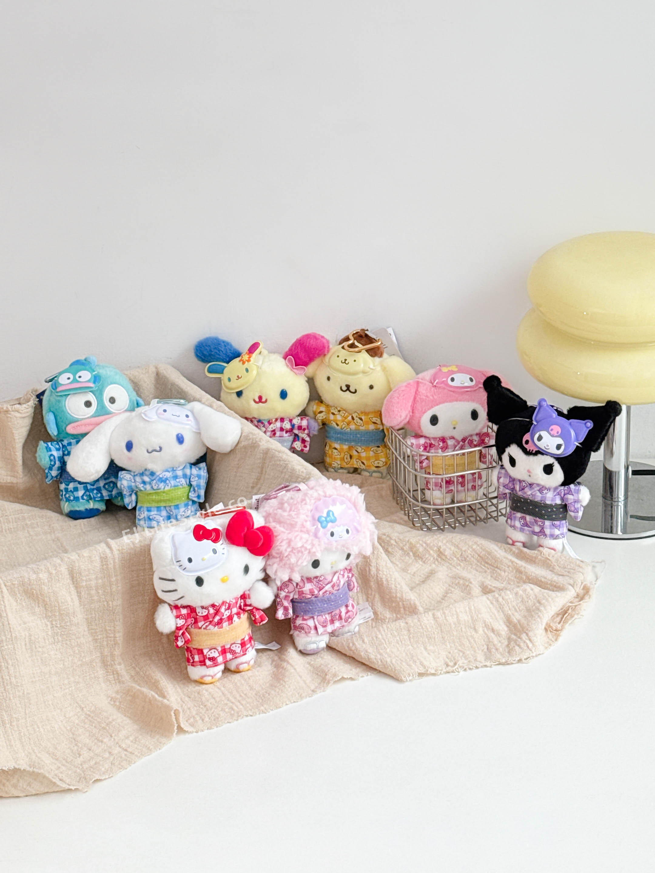 🇯🇵 SANRIO 三麗鷗家族 HELLO KITTY 夏日浴衣系列 煙火 祭典 大耳狗 花小兔 布丁狗 彼安諾 吊飾 鑰匙圈 / 現貨