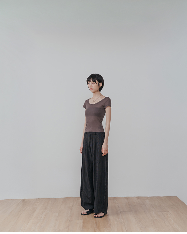 Simple plain U-neck sheer short-sleeved top - gray【01099656】in stock+pre-order