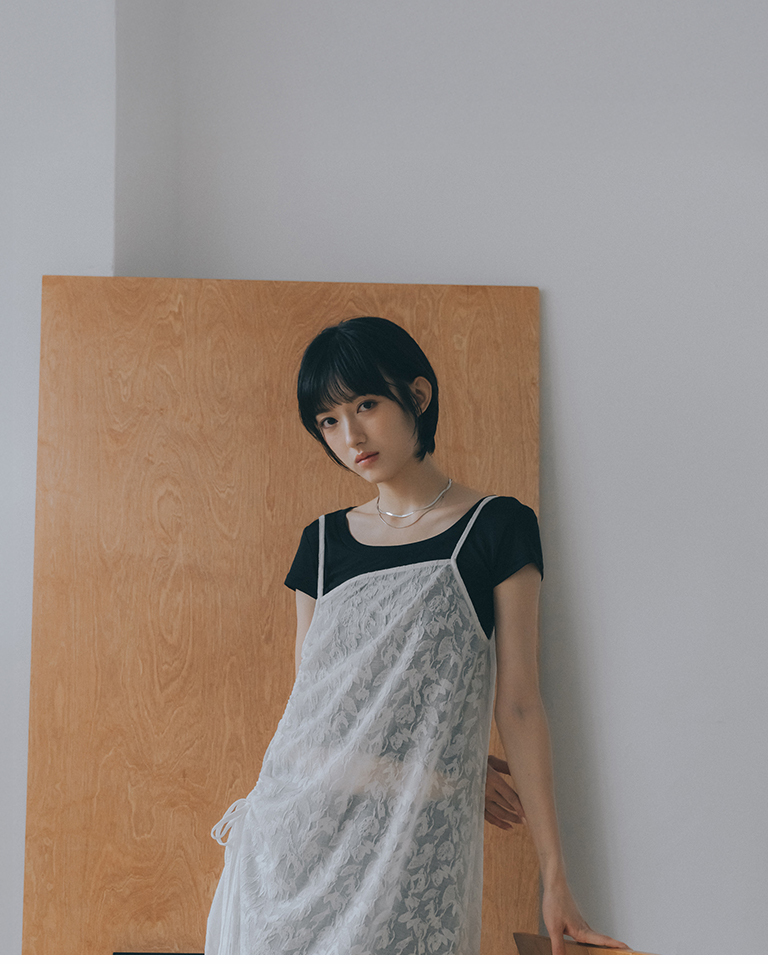 Ruffled textured slit sheer short-sleeved top【01099859】in stock+pre-order