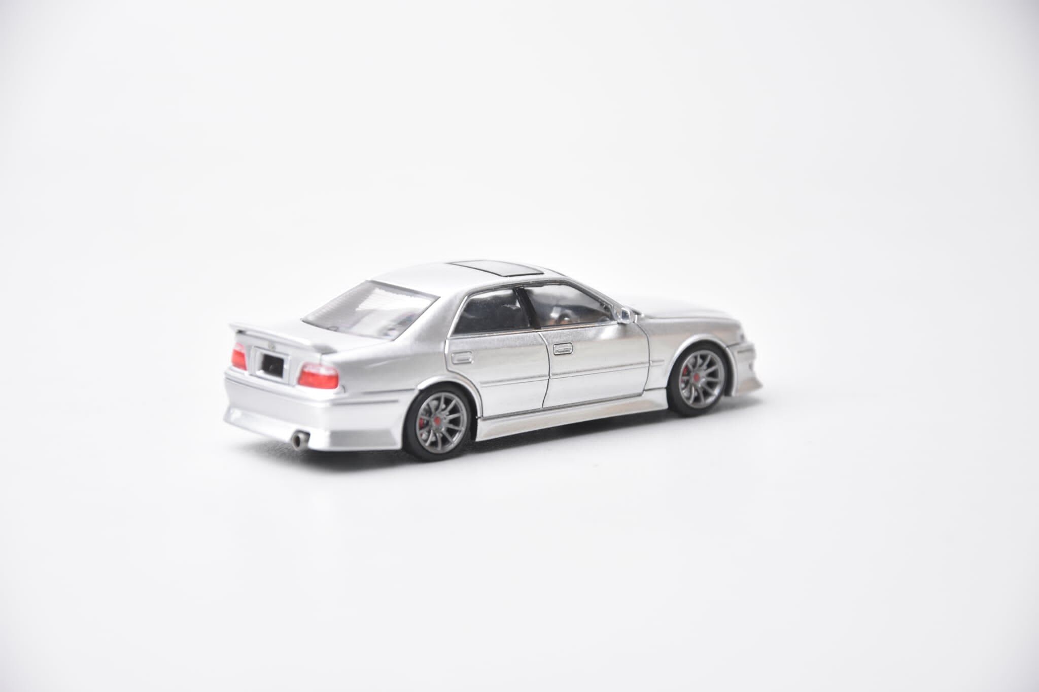 預訂:1/64 Model 1 Toyota Chaser JZX100 Custom Version Silver (C33706 )