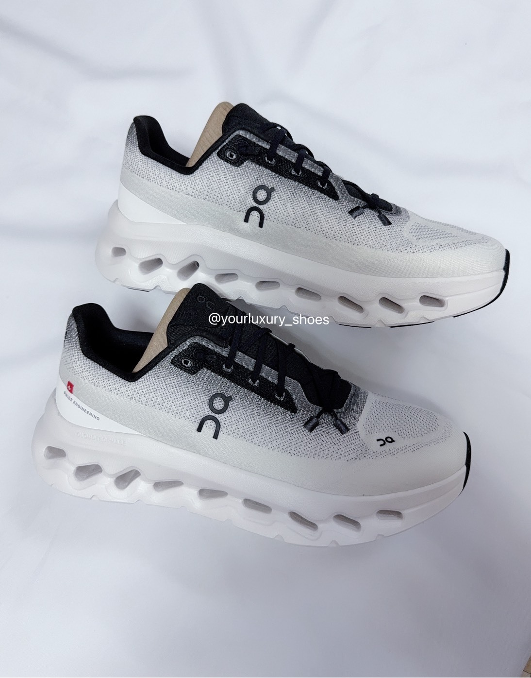 【Luxury】 On Cloudtilt 經典百搭 女鞋 男鞋 長跑 慢跑鞋 氣墊 CloudTec Phase® 中底 瑞士國旗 LOGO