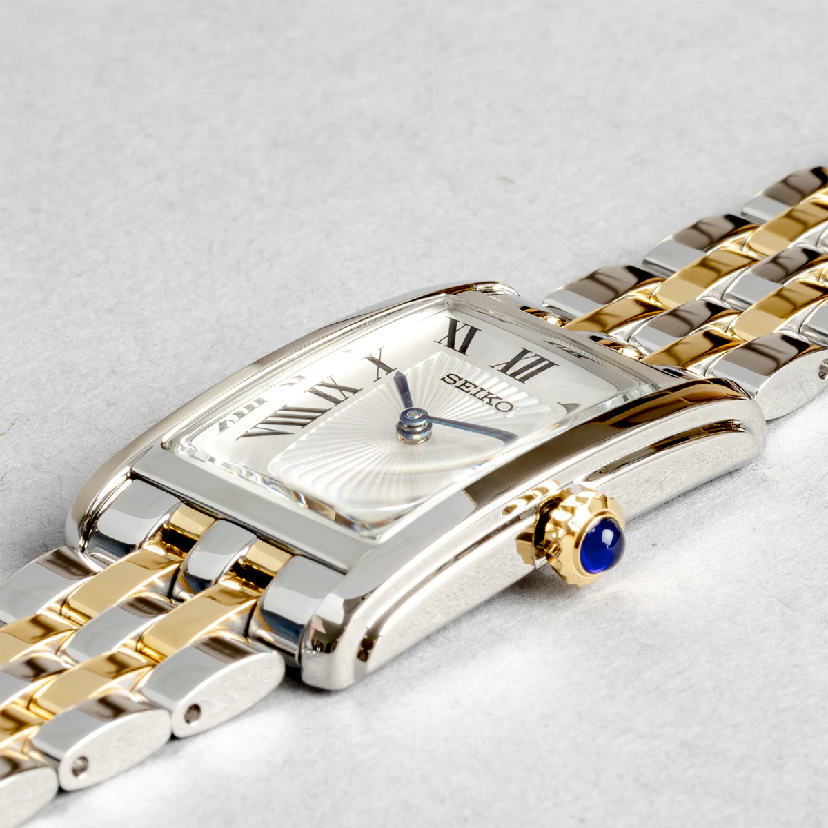 SEIKO Essentials Tank 女裝 方形復古 石英錶 SWR087
