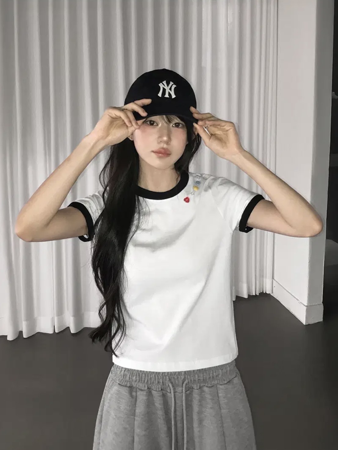 【網站限定優惠】Cute Button Ringer Tee