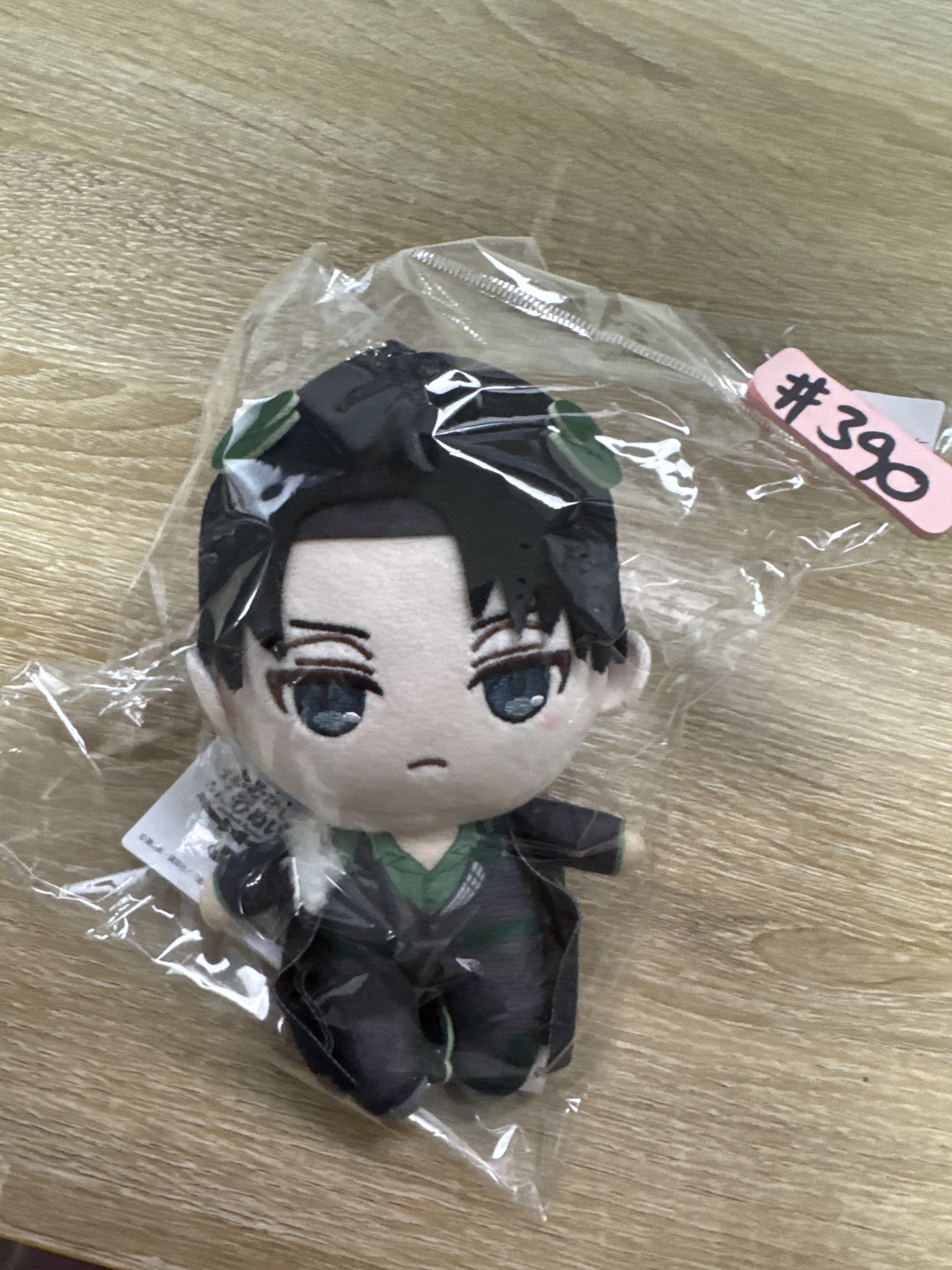 進擊的巨人  LEVI 公仔#390
