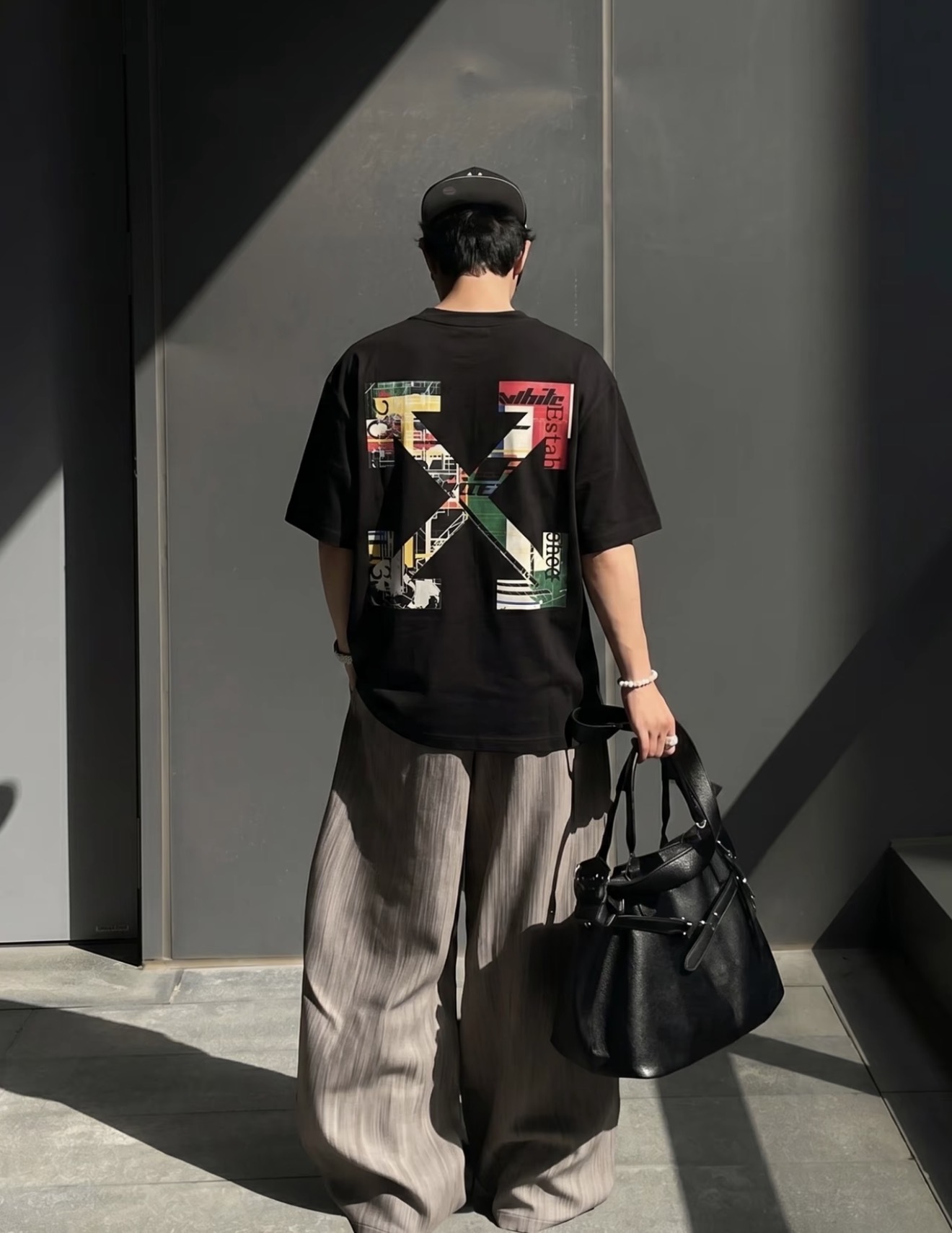 iSNEAKERS｜OFF-WHITE SS26 彩色箭頭 印花 短T