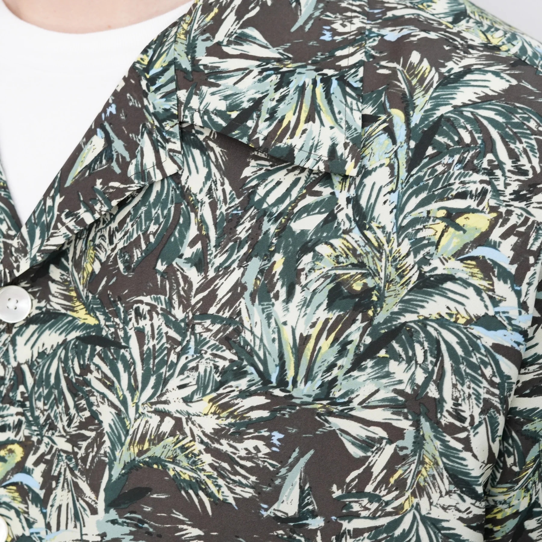 AURALEE PRINTED AIRY SHIRT S/S (SILK) - DK.BROWN PRE ORDER ITEM (預訂中)