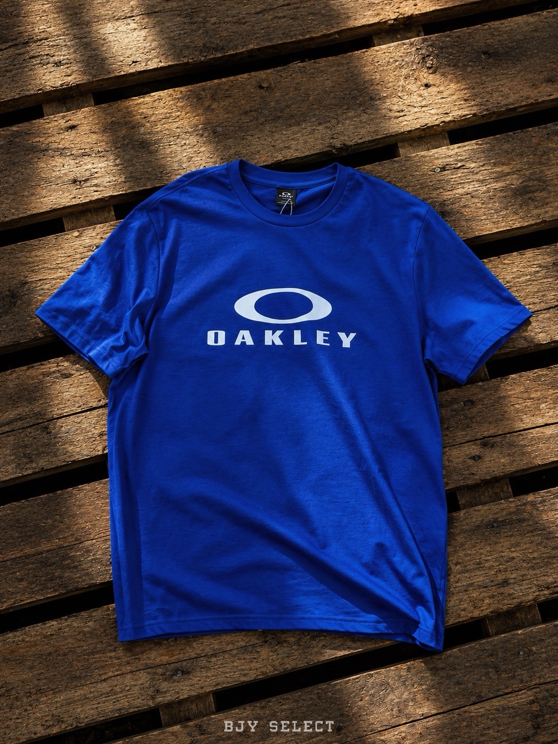 【日本限時連線代購】現貨 OAKLEY 胸前大LOGO印花短踢 藍 FOA402167