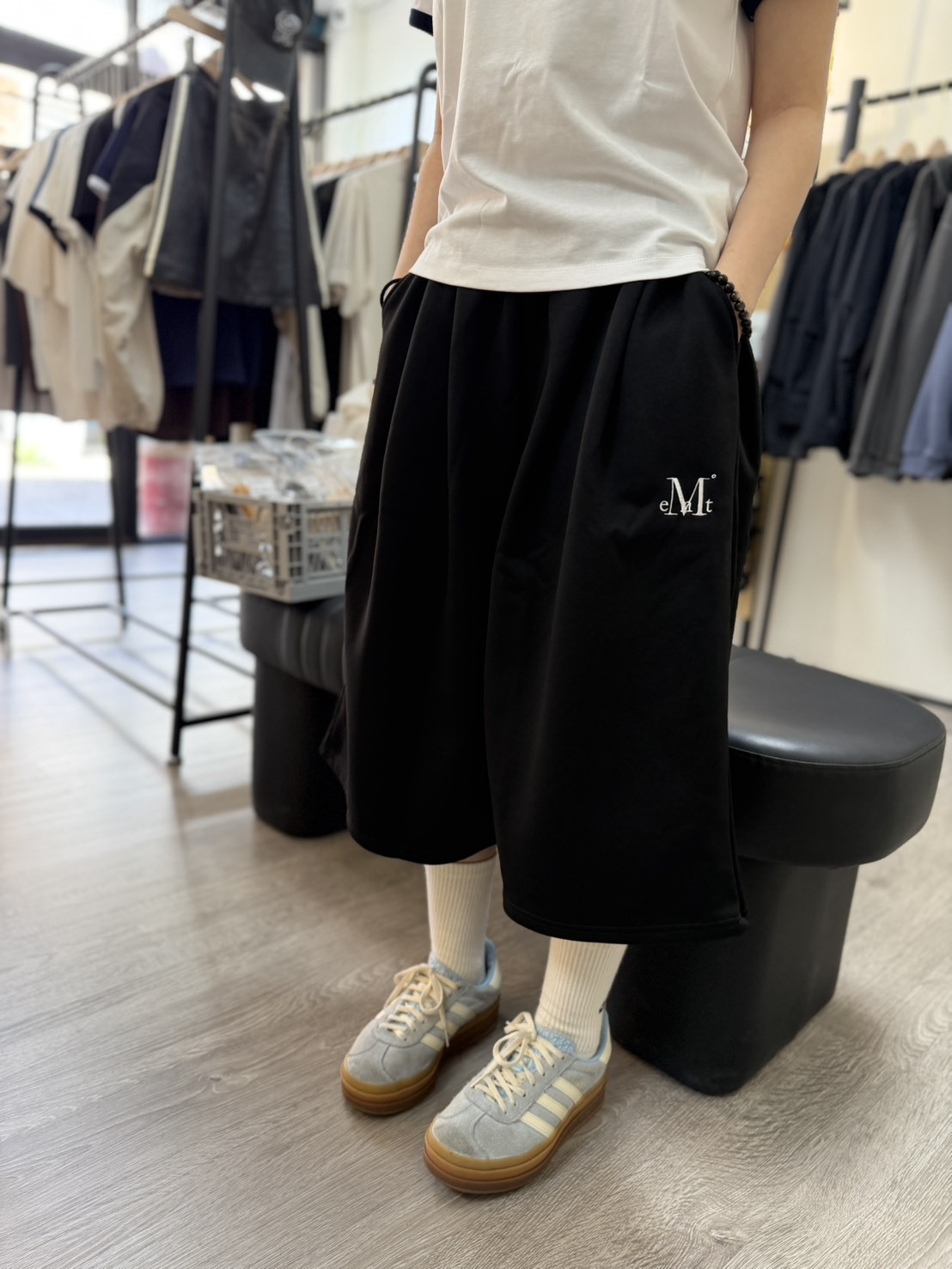 【OWN】MUCENT 休閒 棉褲 百慕達 運動褲 彈性腰 短褲 五分褲 七分褲 女款 男女通用 刺繡 黑色 灰色 白色 咖啡色