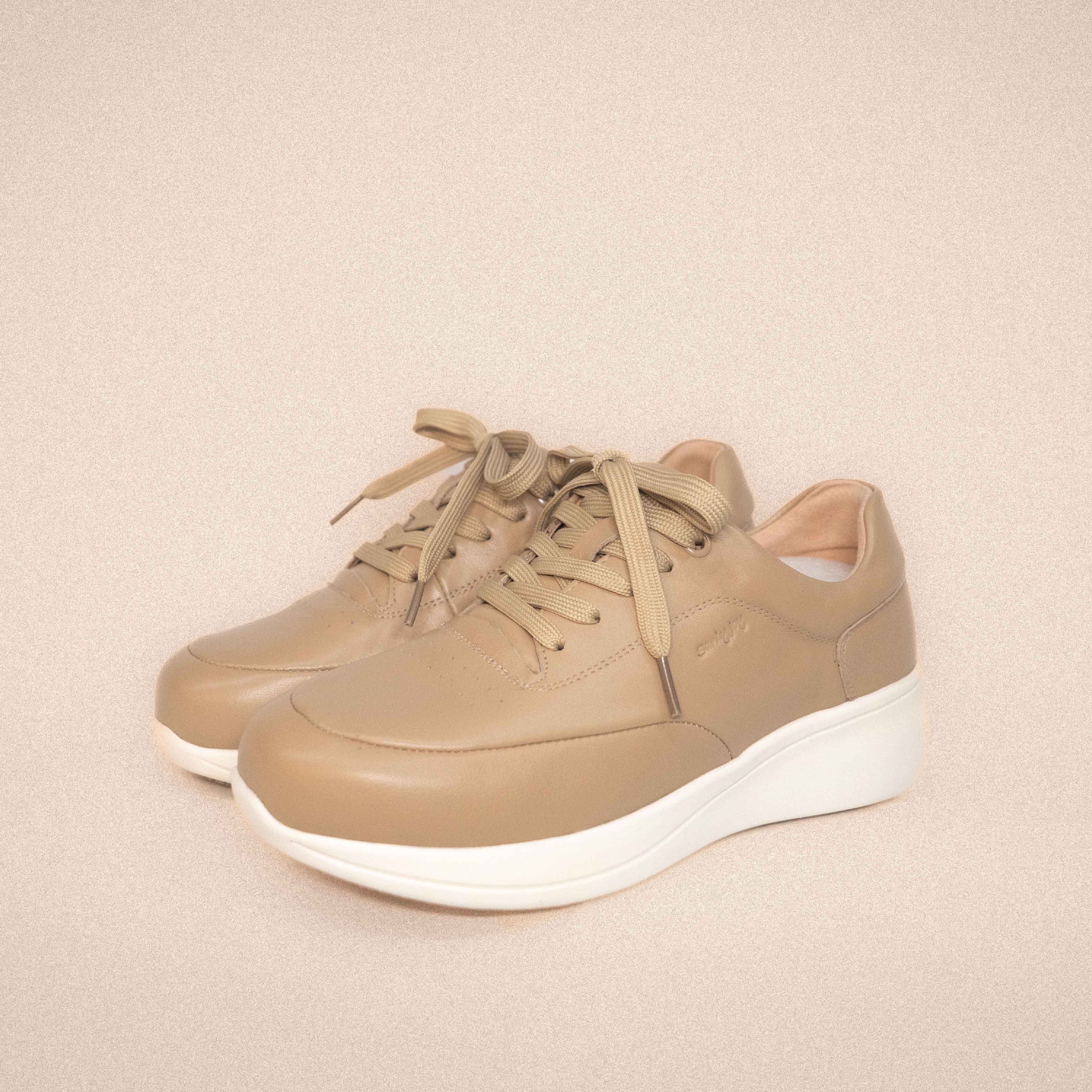 Murphy Graphene Genuine Leather Vibrating Shoes