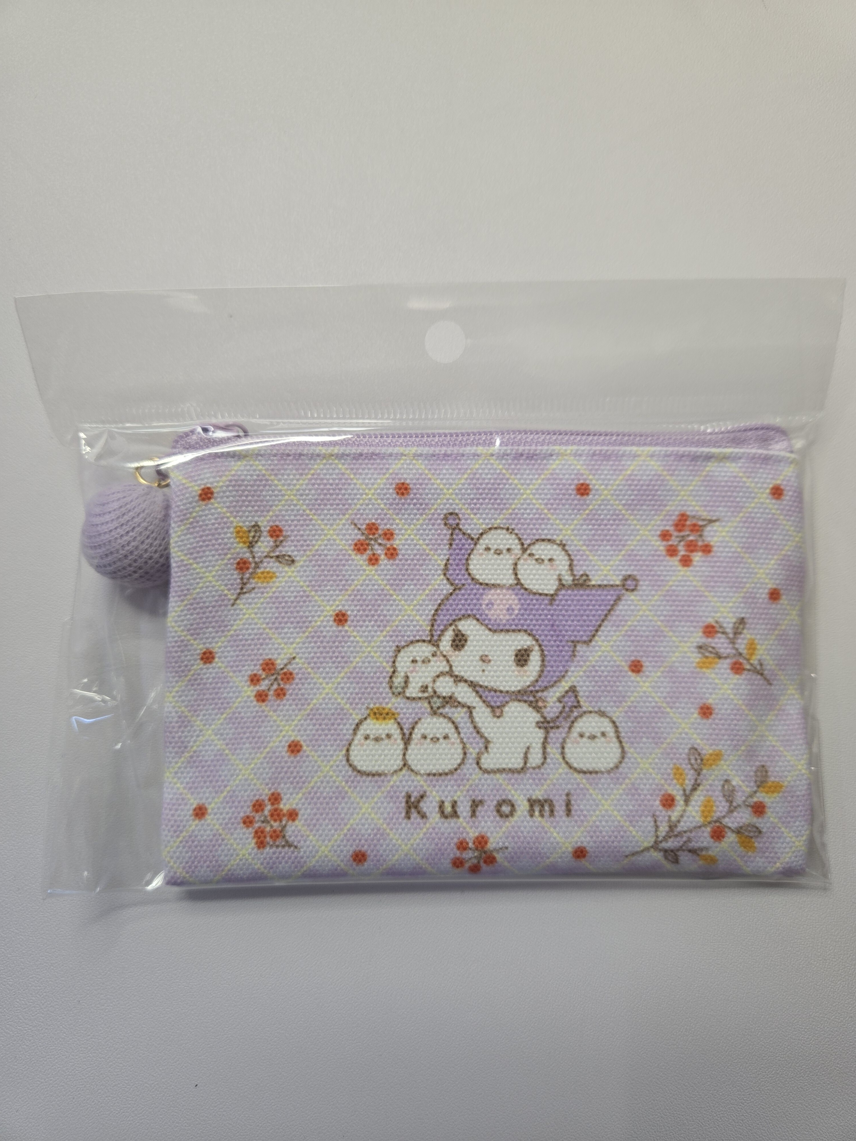 ミニフラットポーチ Sanrio X Hokkaido