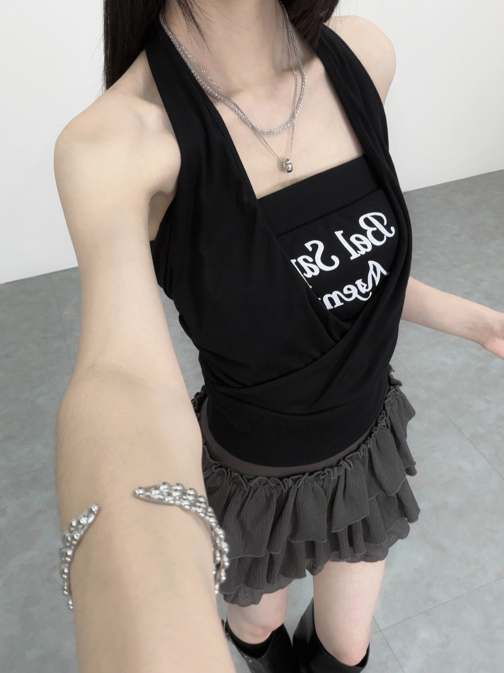A0329-A12 Y2K辣妹堆堆掛脖字母平口背心