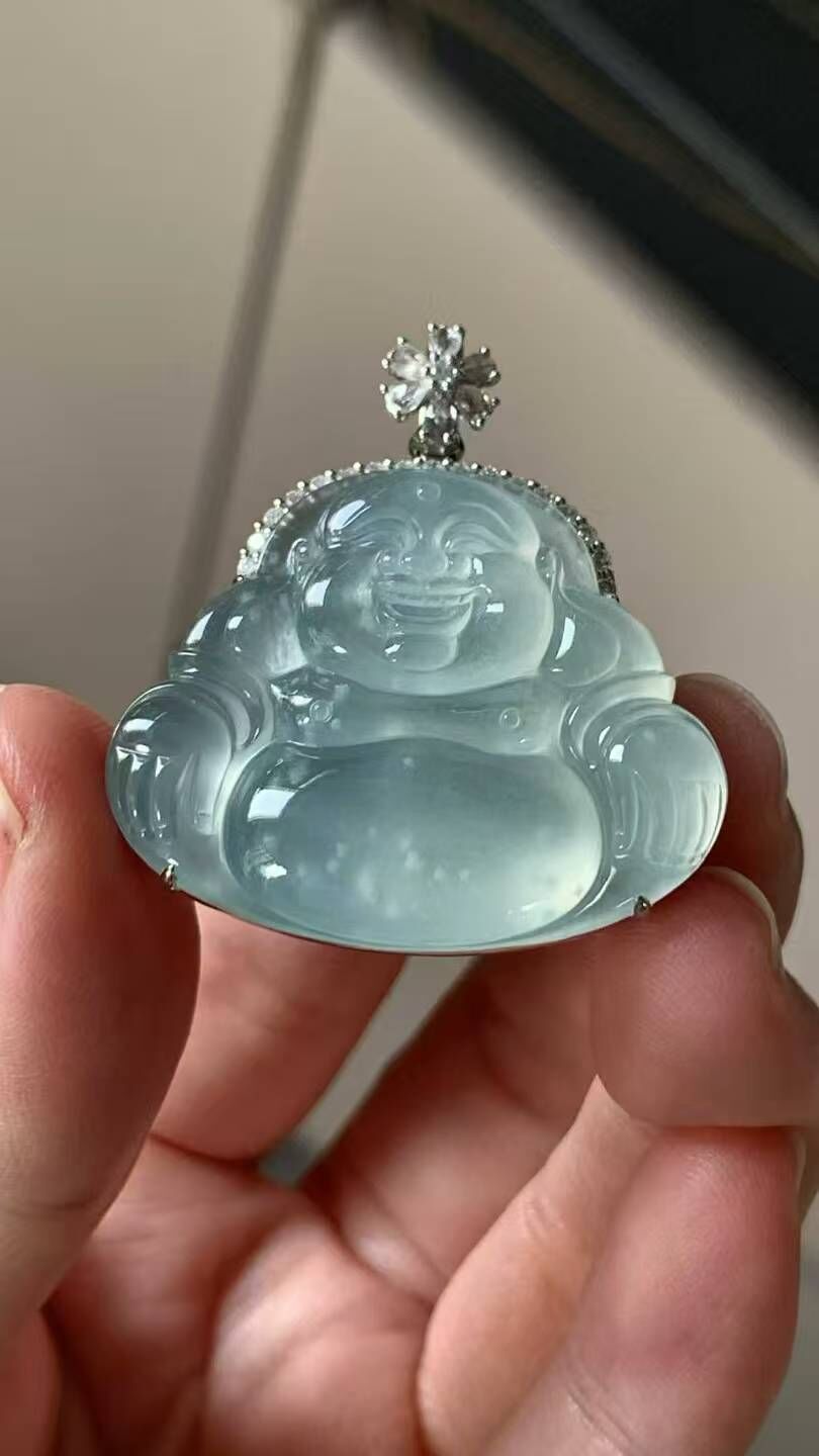 711341 翡翠木那雪花棉坐佛吊墜