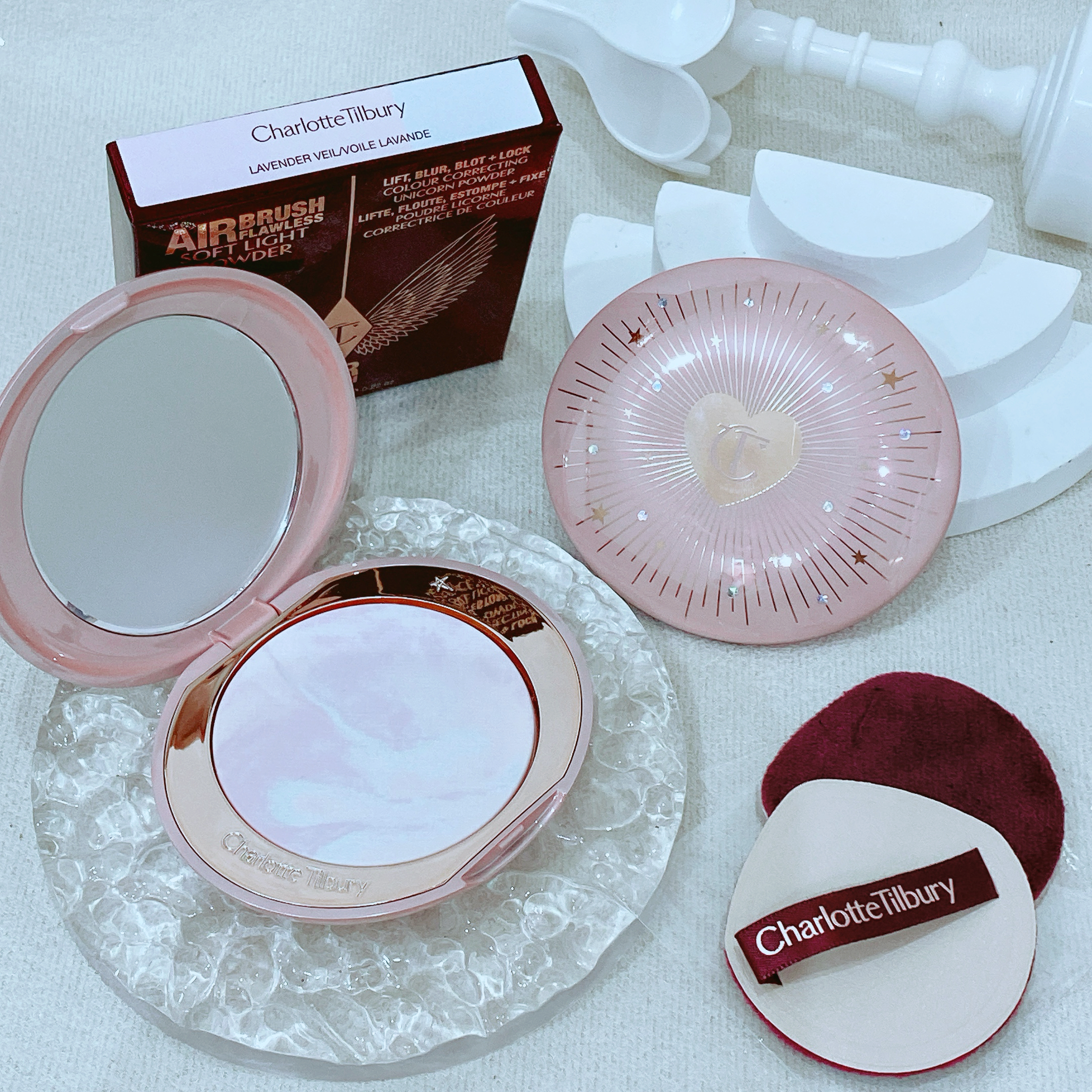 Charlotte Tilbury 輕盈無瑕柔光蜜粉 6.5g #流光紫