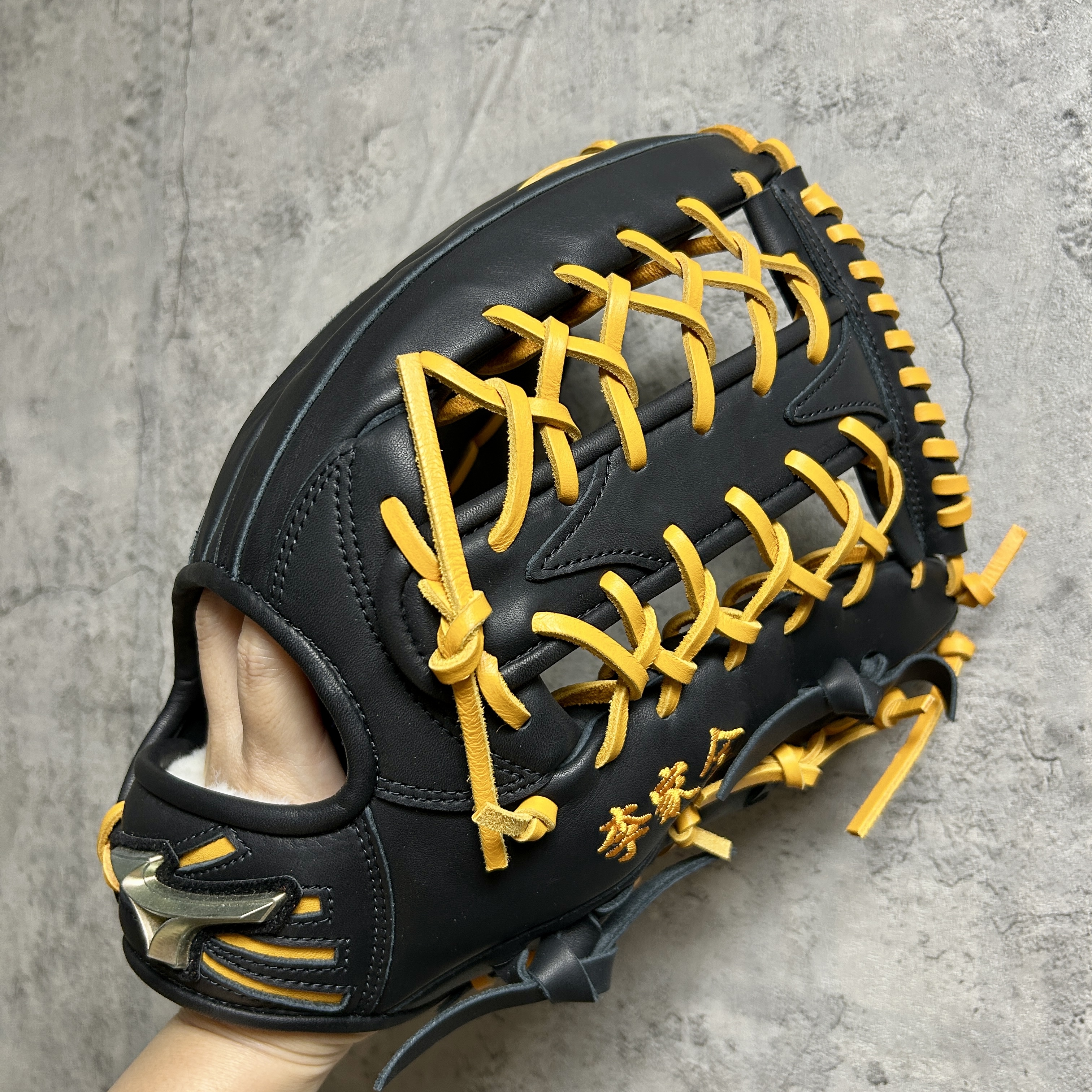 【照片分享】MIZUNO Global Elite 軟式外野 1AJGR84500 イチローモデル(コンパクト)(軟GE)外野⼿型①
