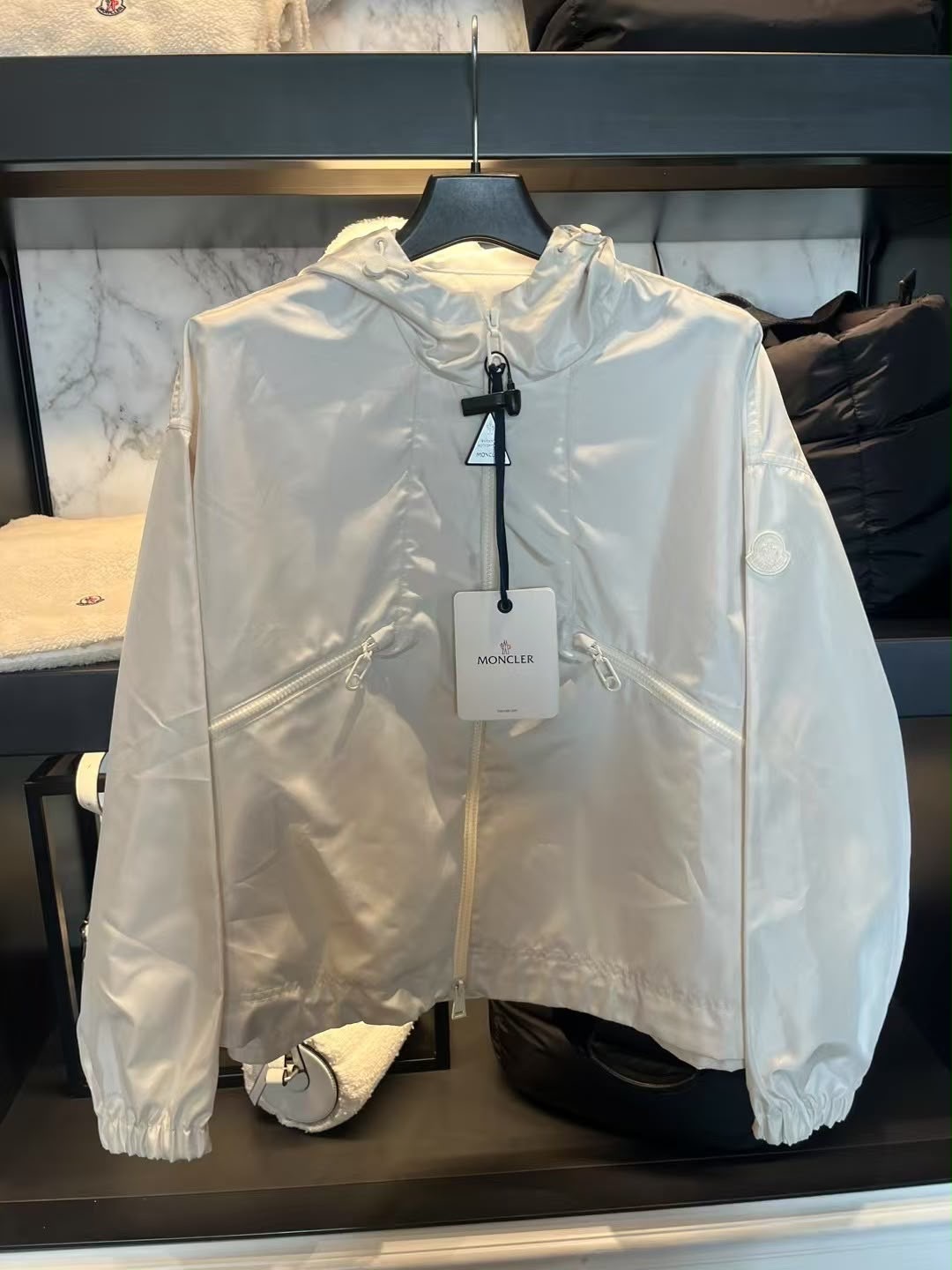 Outlet Moncler Jacket
