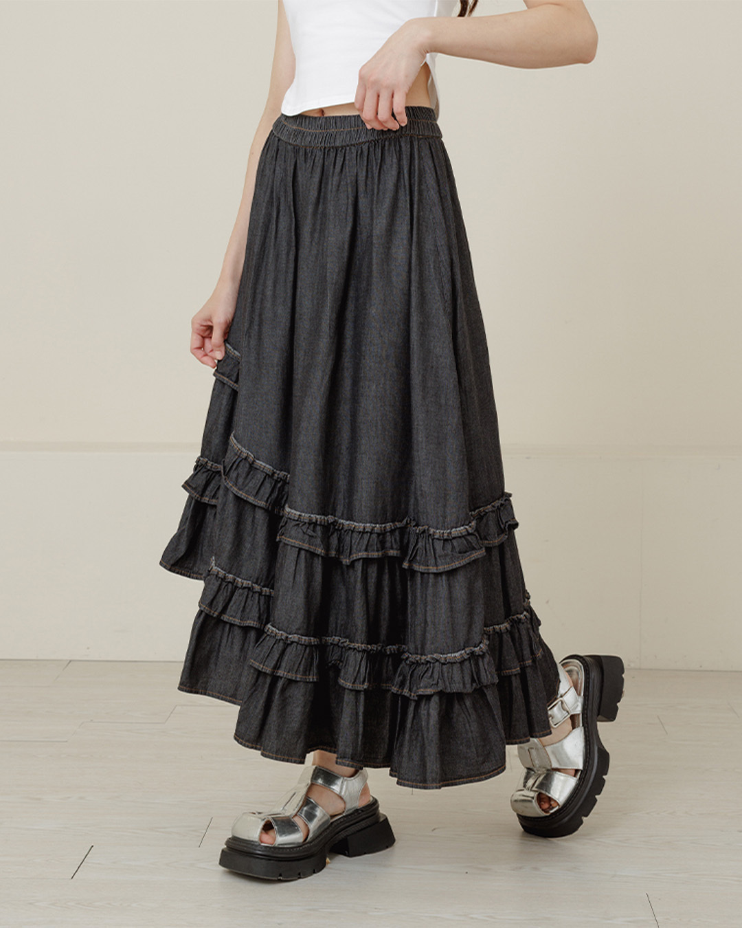Irregular ruffled hem denim maxi skirt, available in two colors.【03021770】in stock+pre-order