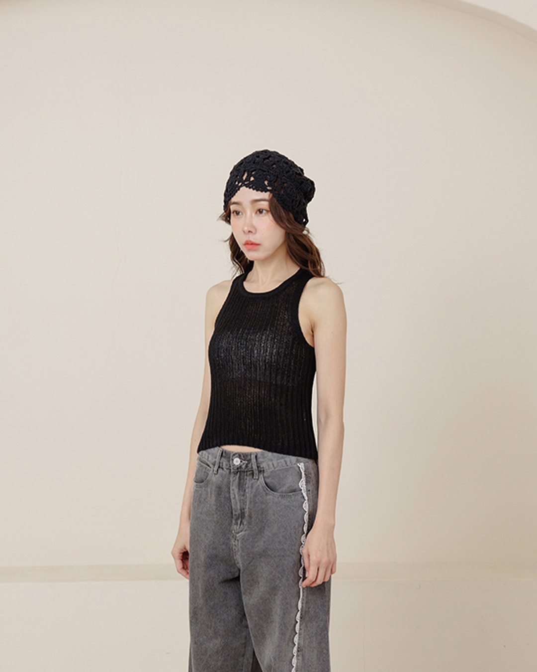 Ribbed knitted cropped vest, available in five colors.【01099478】in stock+pre-order
