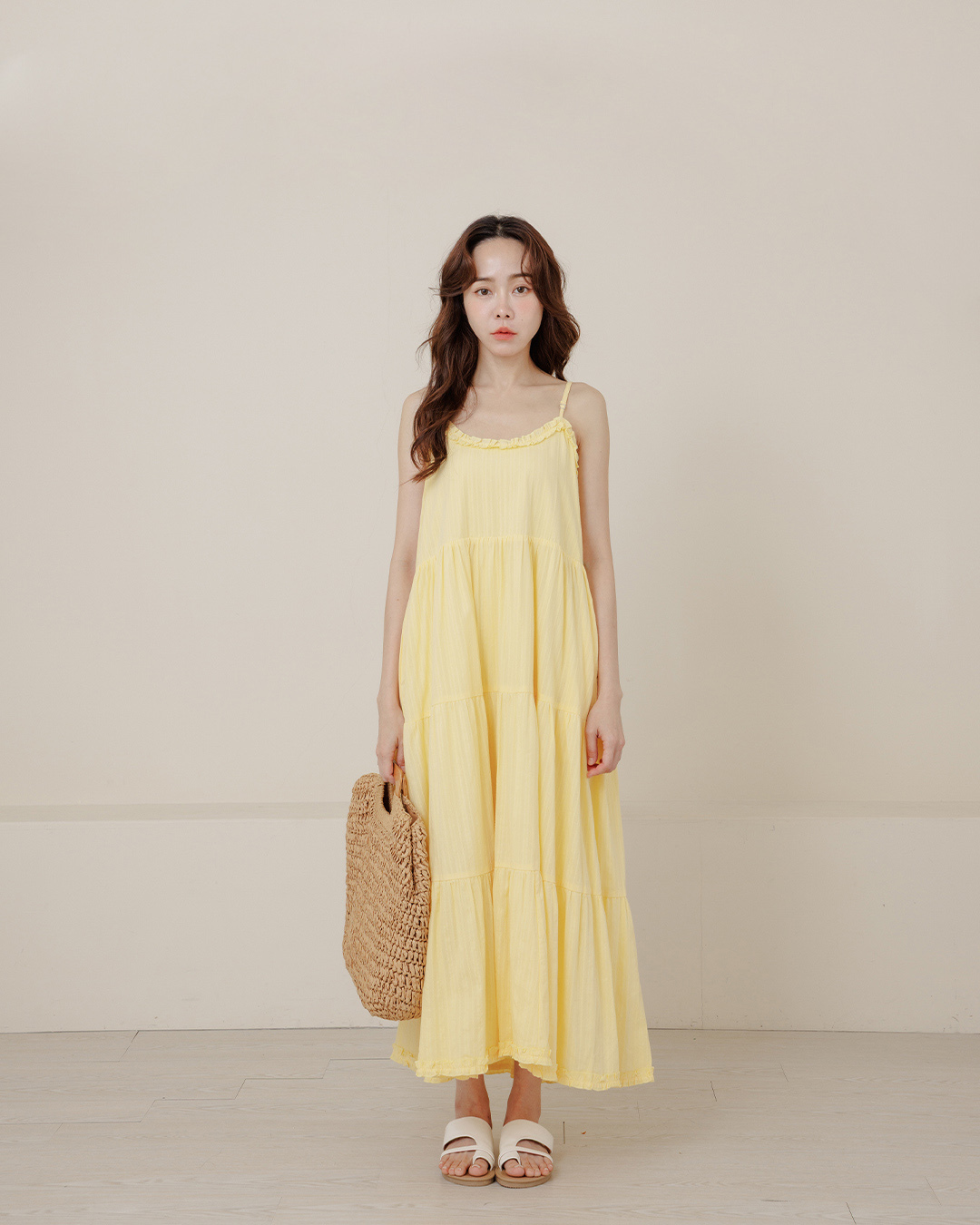 Three-dimensional lotus leaf jacquard design, thin-shouldered cake dress - yellow【01087288】in stock+pre-order