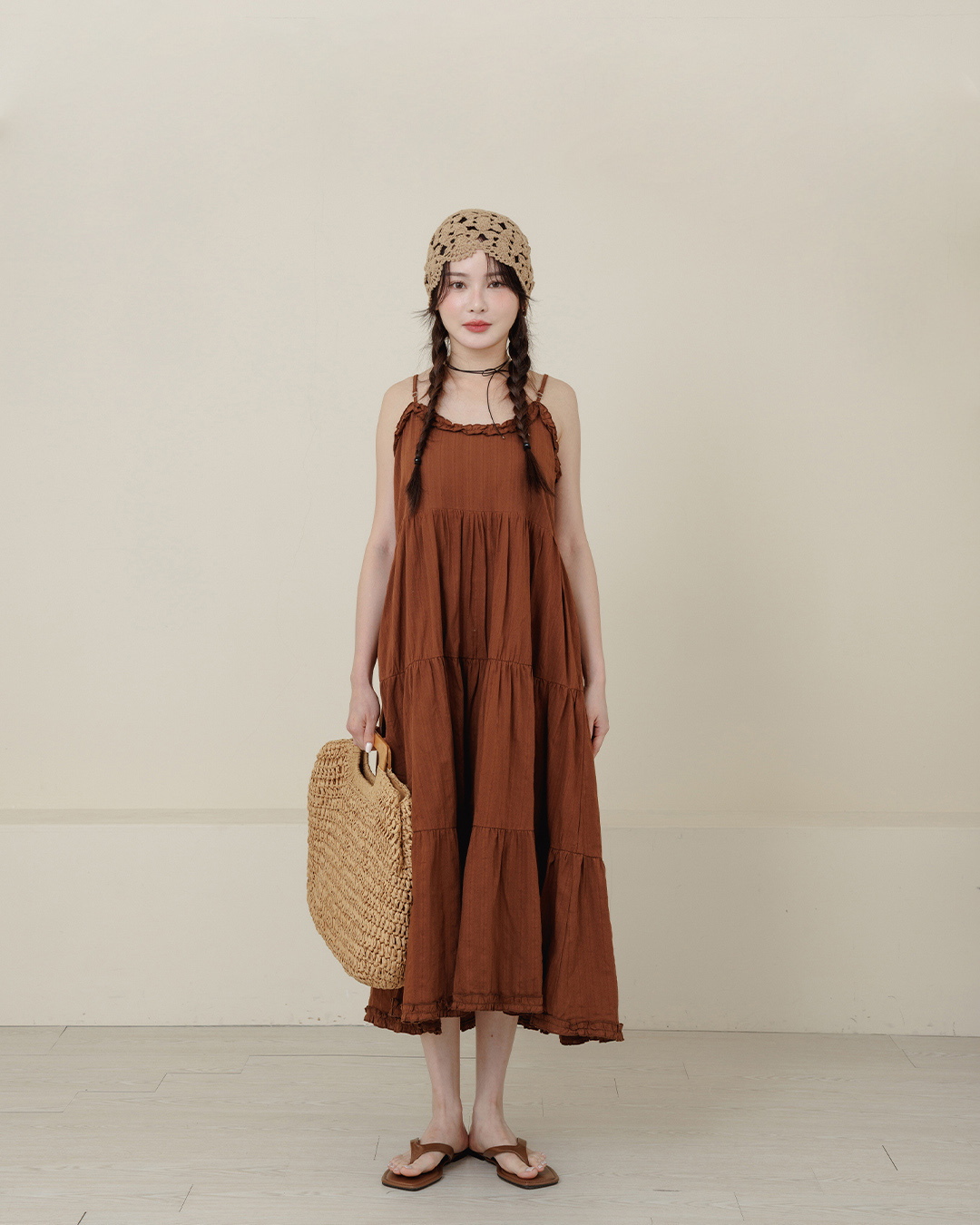 Three-dimensional lotus leaf jacquard design, thin-shouldered cake dress - coffee【01087287】in stock+pre-order