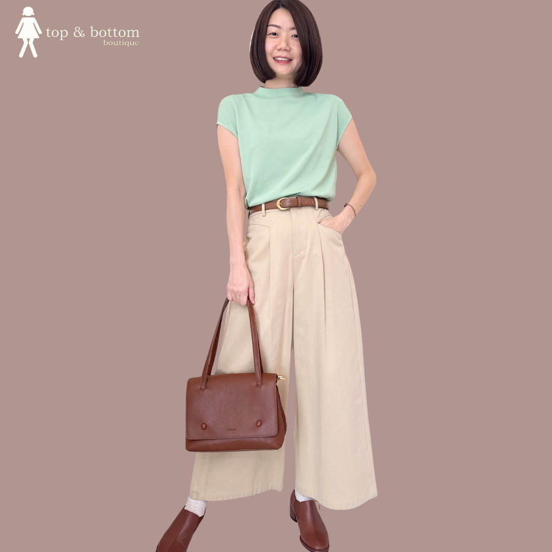HIGH NECK V SLEEVE KNIT BLOUSE