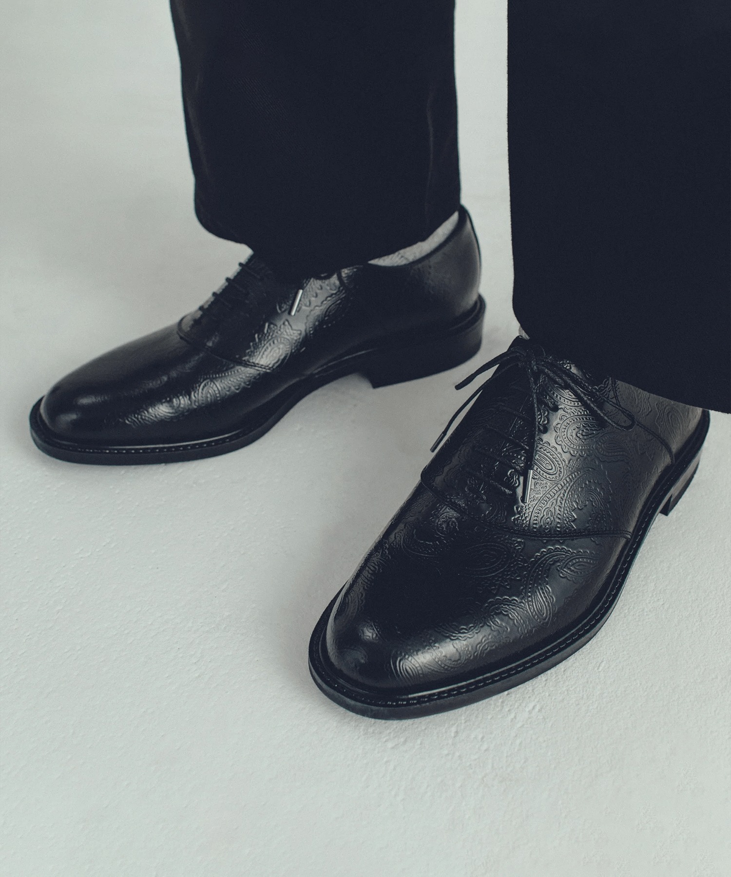 『日本連線中』2026SS The Kenford FINESHOES CLASSIC SADDLE 皮鞋 雕花 306474012
