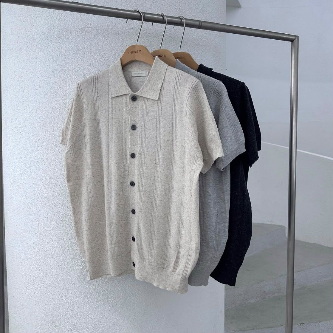 淨色開胸針織短袖Tee TAC-BN-008T