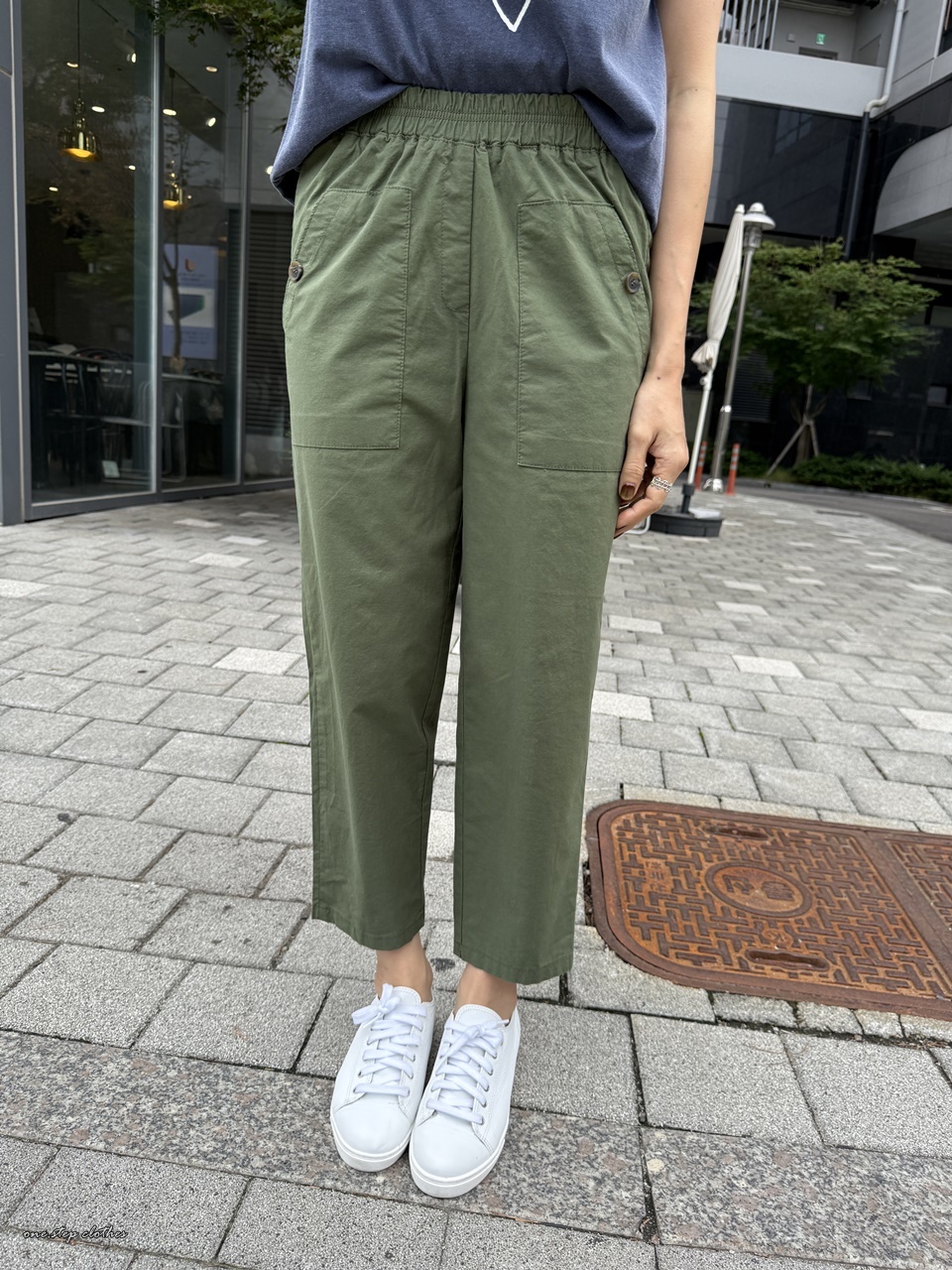 正韓Happy斜邊方口袋薄款彈性休閒褲 (綠)