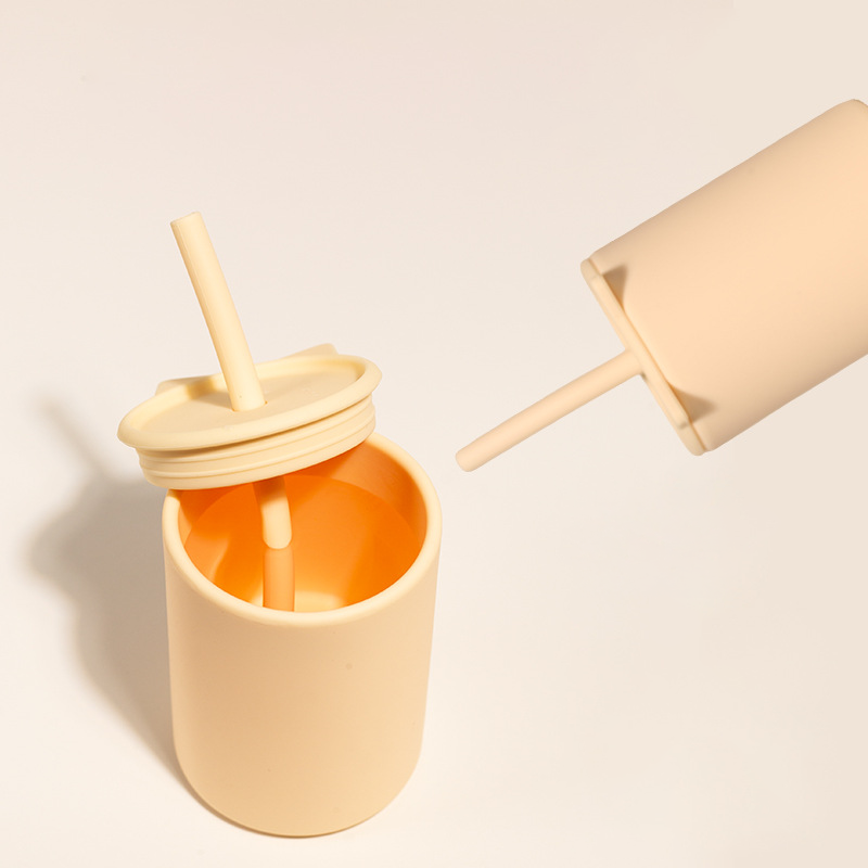 兒童小水杯