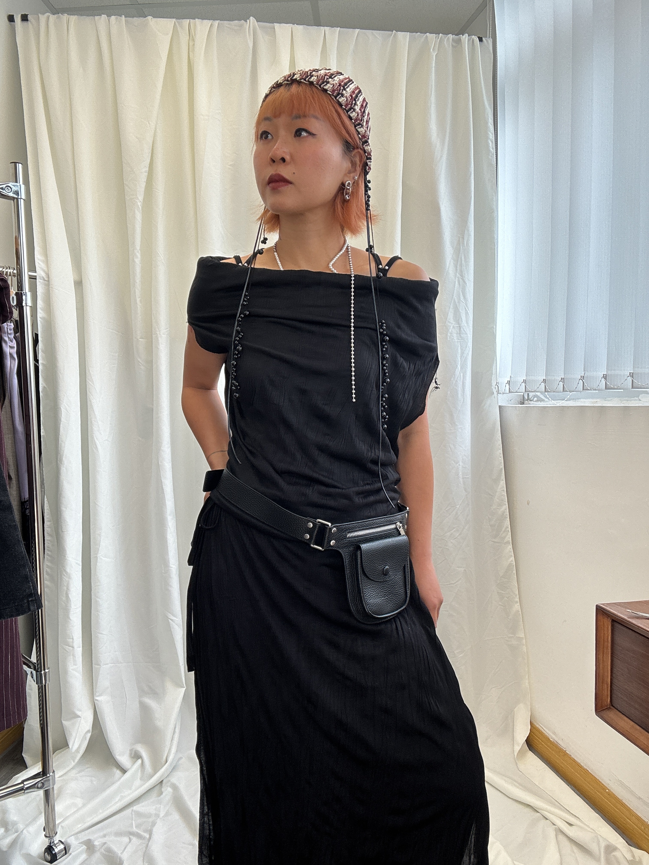 暗黑系渡假set Top