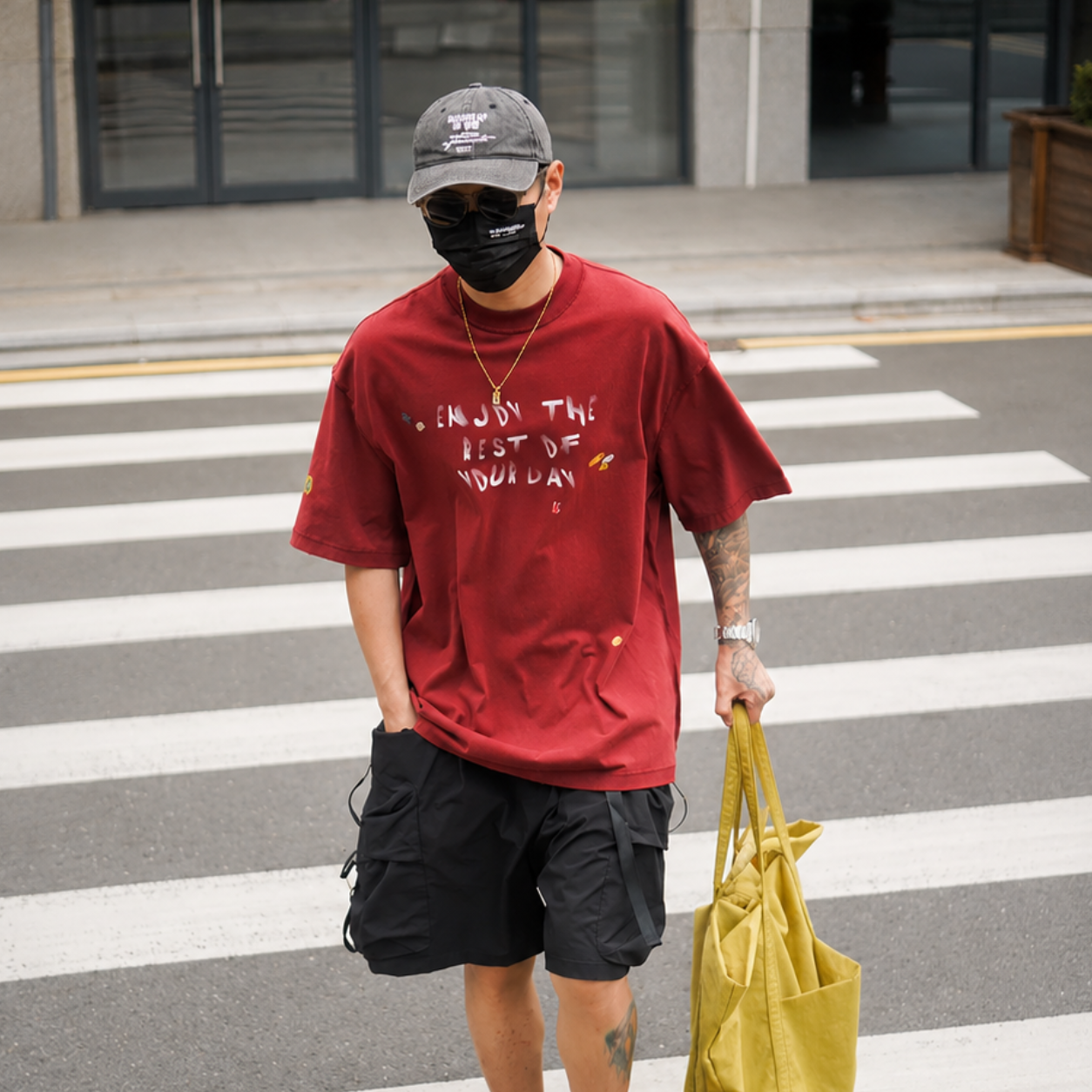 可愛貼紙造型印花短袖T恤