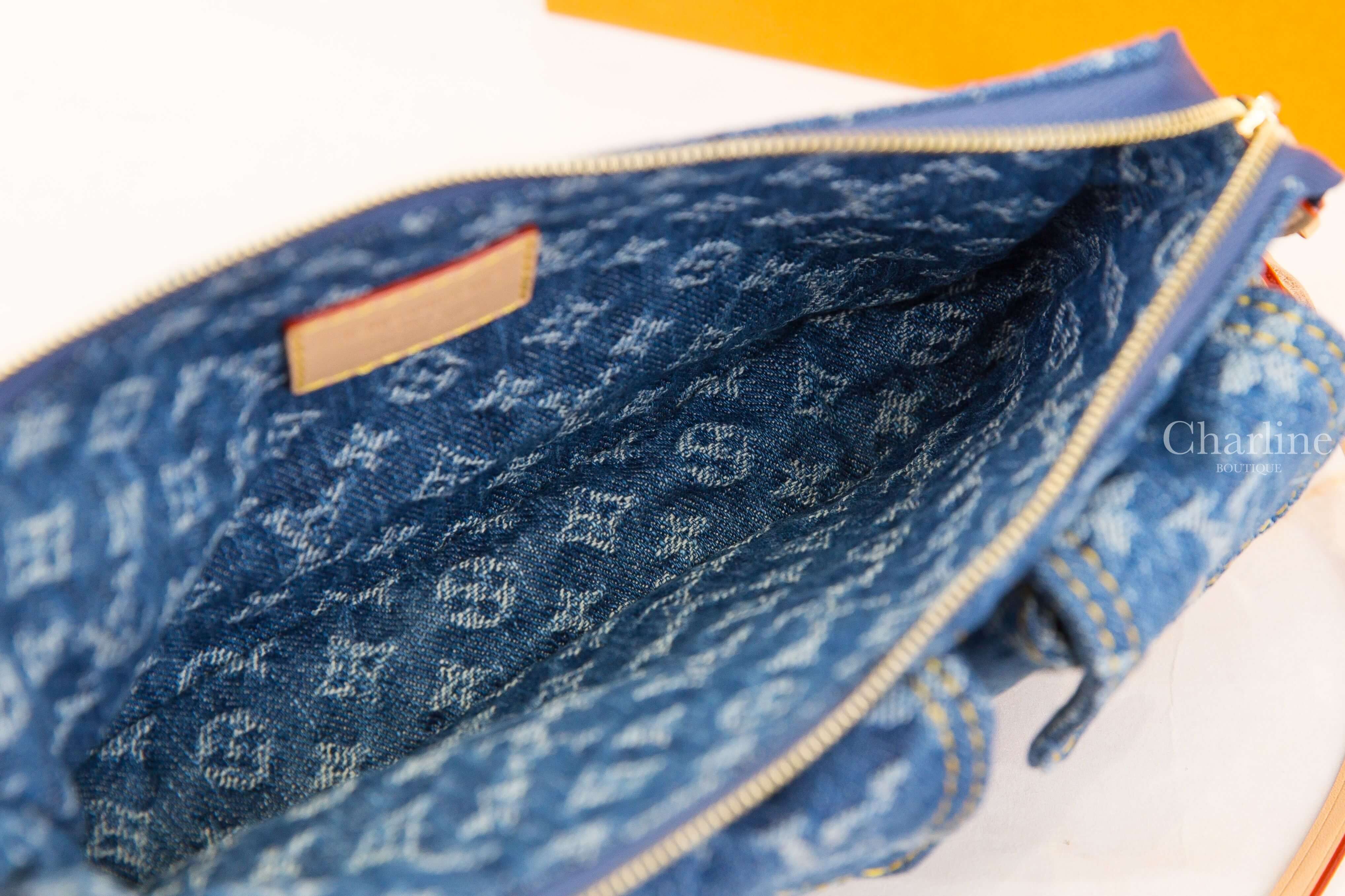 Louis Vuitton Pochette Accessoire Cargo Bag 丹寧藍牛仔布白色老花扭結牛皮飾邊金釦手提肩背包-Charline Boutique 精品代購