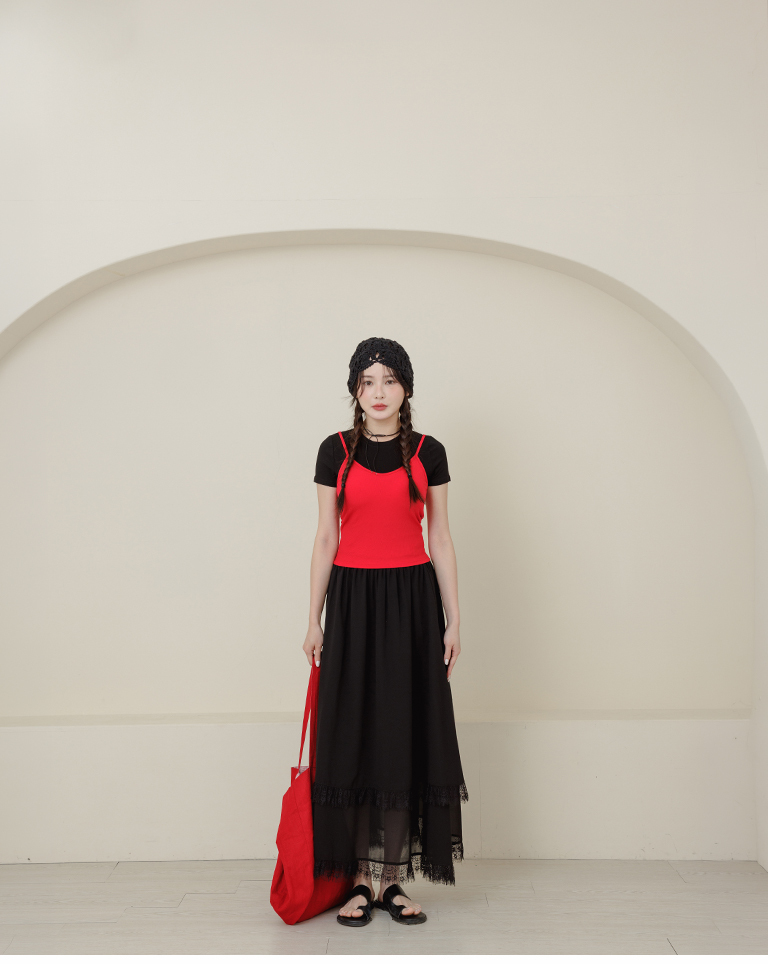 Lace-trimmed cake skirt at the hem, available in two colors.【03021733】in stock+pre-order