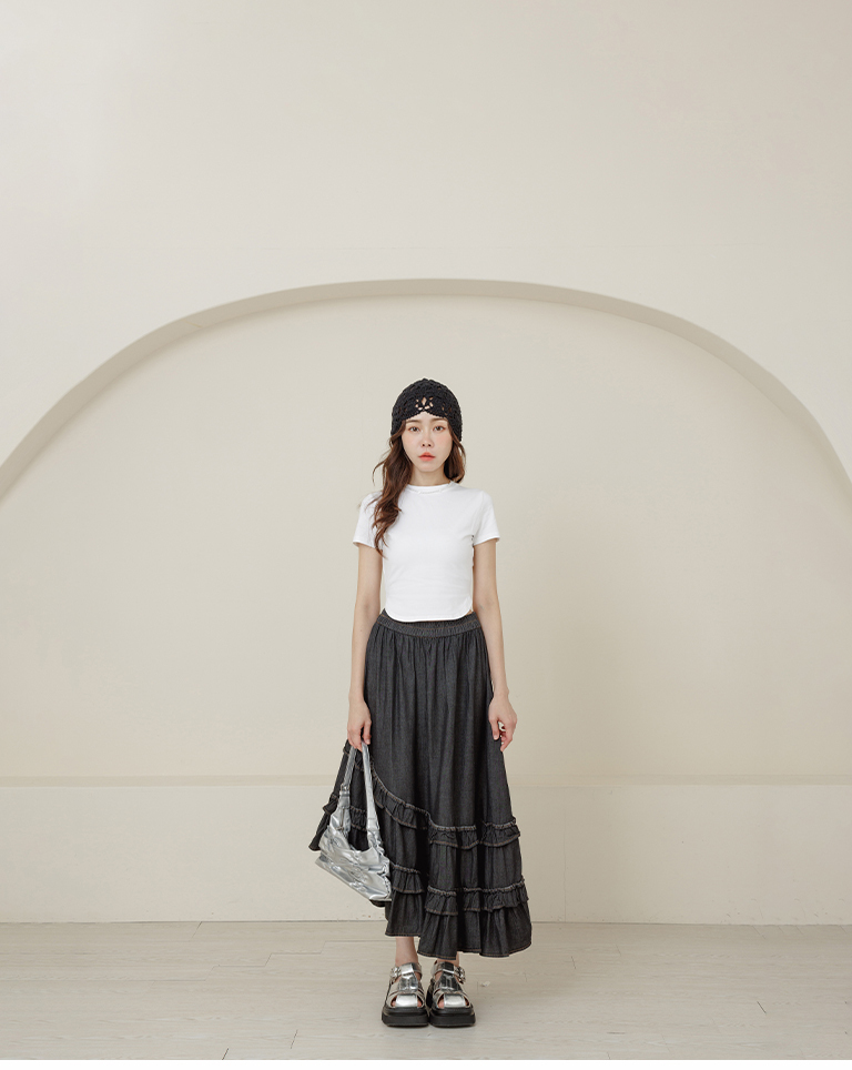 Irregular ruffled hem denim maxi skirt, available in two colors.【03021770】in stock+pre-order