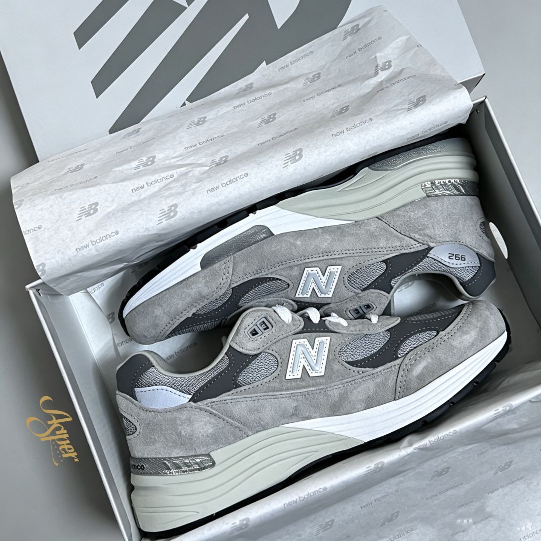 【官網限定】New Balance 992 ''Grey Silver Metallic'' 灰銀金屬色 男女鞋 U992GY VII